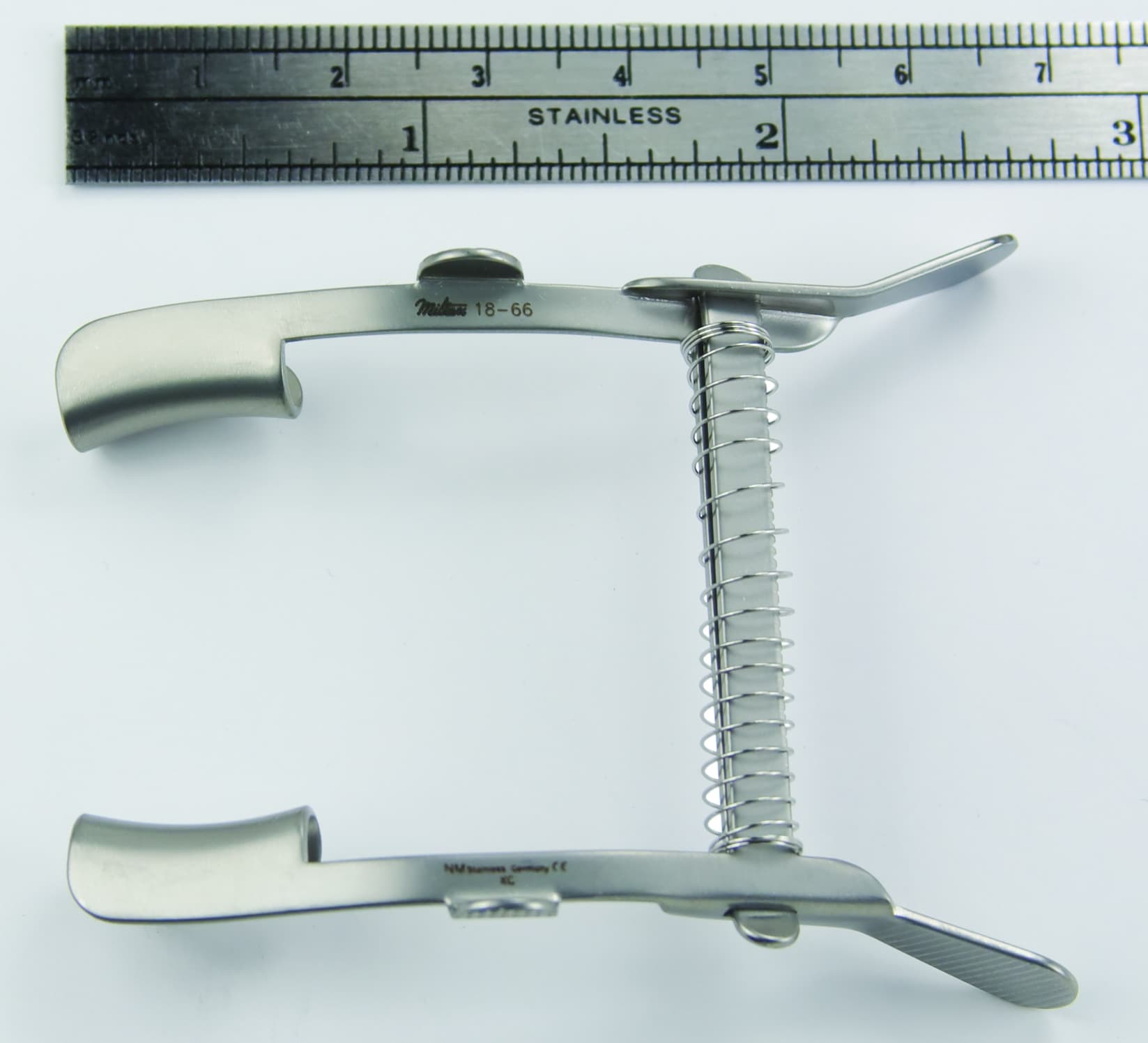 MELLINGER-AXENFELD Eye Speculum